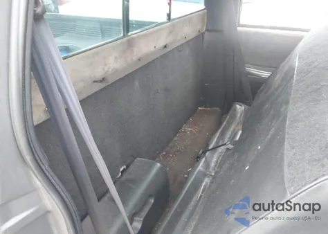 1992 Chevrolet S Truck S10 из США, поврежденный, VIN 1GCCS14R4N8166150